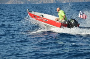 LEHR 9.9 hp outboard in use