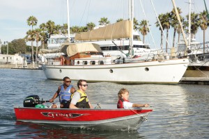 LEHR 9.9 hp outboard in use