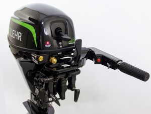 LEHR 9.9 hp outboard in use