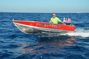 LEHR 9.9 hp outboard in use